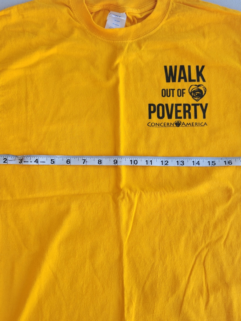 Walk Out Of Poverty Concern America T-Shirt Men's sz Medium Fund Raiser Tee